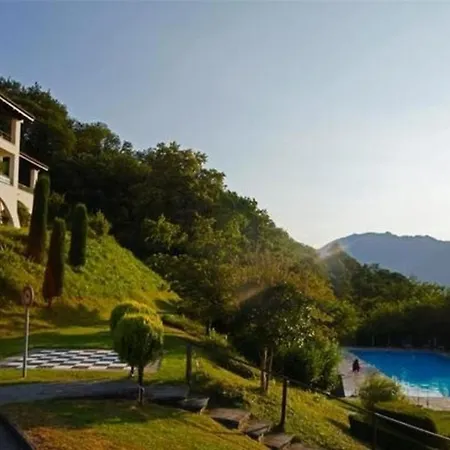 Top-ferienwohnung Im Landhausstil Mit Panoramablick Und Pool