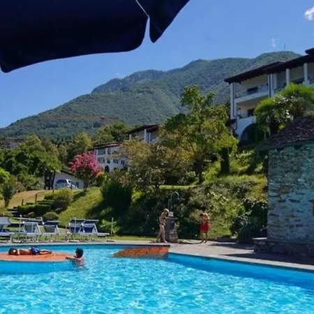 Top-ferienwohnung Im Landhausstil Mit Panoramablick Und Pool Gambarogno