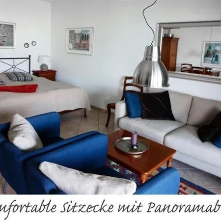 Top-ferienwohnung Im Landhausstil Mit Panoramablick Und Pool * Gambarogno